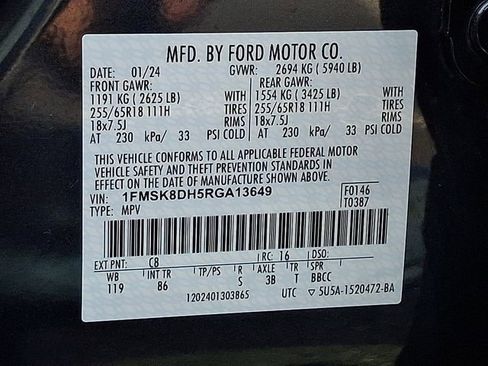 Used 2024 Ford Explorer XLT AWD/4WD image 27