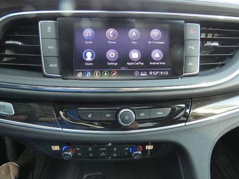 Used 2021 Buick Enclave Avenir w/ Avenir Technology Package AWD/4WD image 22