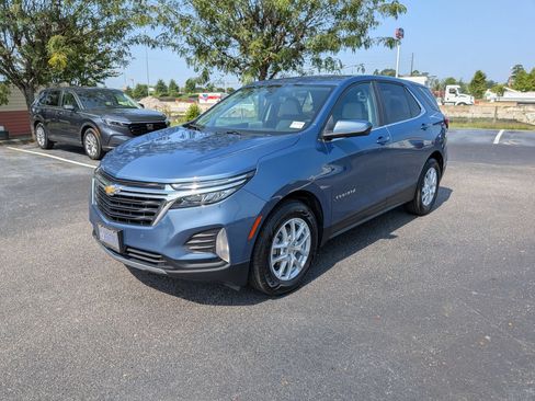 Used 2024 Chevrolet Equinox LT FWD image 7
