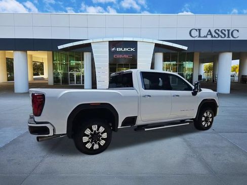 Used 2024 GMC Sierra 2500 Denali w/ Denali Reserve Package AWD/4WD image 8