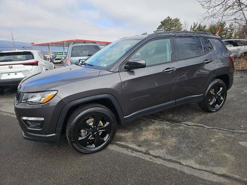 Used 2020 Jeep Compass Latitude image 37