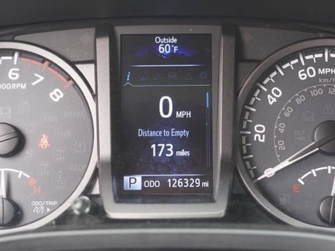 Used 2019 Toyota Tacoma TRD Off-Road image 20