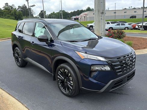 New 2026 Nissan Rogue Dark Armor FWD image 8