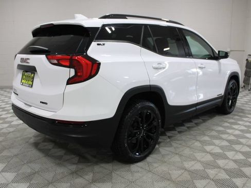 Used 2021 GMC Terrain SLT w/ Elevation Edition AWD/4WD image 11
