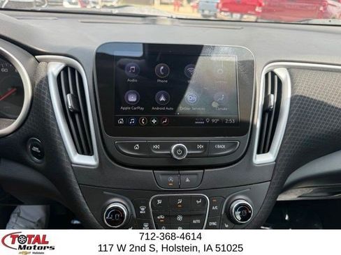 Used 2023 Chevrolet Malibu LT FWD image 19