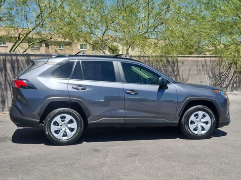 Used 2019 Toyota RAV4 LE w/ All Weather Liner Package AWD/4WD image 9