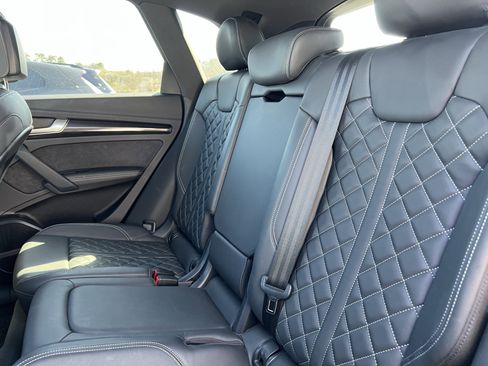 Used 2021 Audi SQ5 Premium Plus image 33