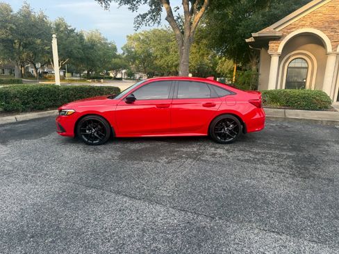 Used 2023 Honda Civic Sport image 18