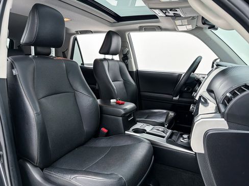 Used 2021 Toyota 4Runner Limited image 30