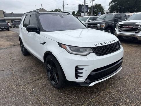 Used 2022 Land Rover Discovery HSE R-Dynamic AWD/4WD image 4