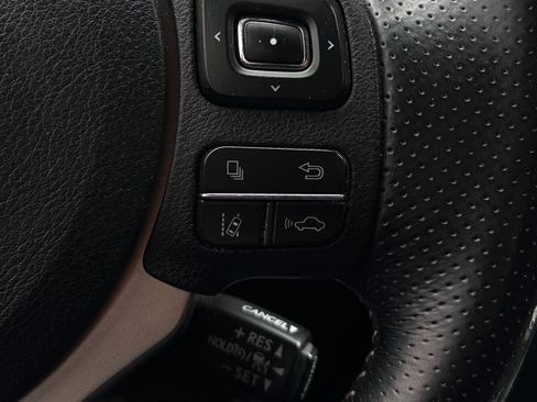 Used 2017 Lexus IS 200t F Sport w/ F Sport Package RWD image 24