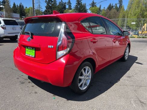 Used 2016 Toyota Prius C Four FWD image 4