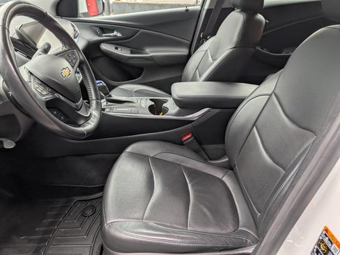 Used 2017 Chevrolet Volt Premier w/ Driver Confidence II Package image 10