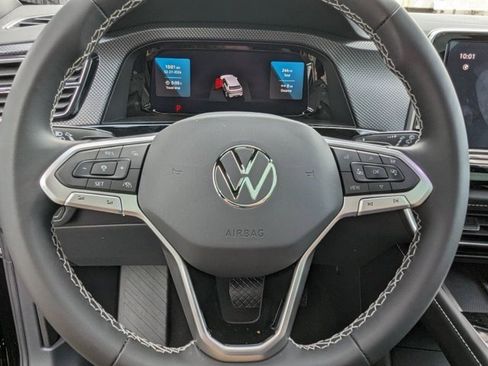 New 2024 Volkswagen Atlas Cross Sport SEL image 9