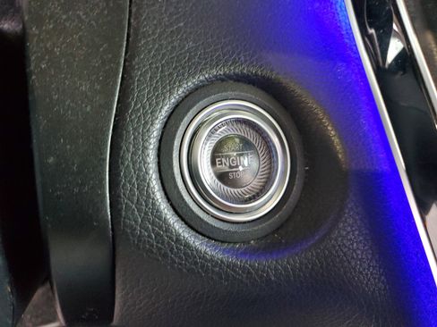 Used 2021 Mercedes-Benz GLC 63 AMG 4MATIC image 31