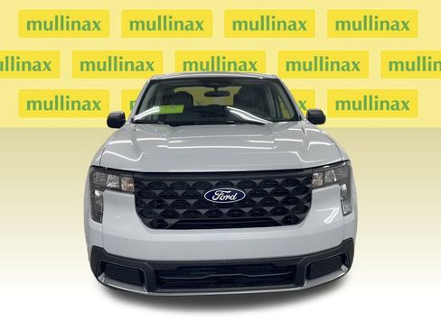 New 2025 Ford Maverick XLT image 14