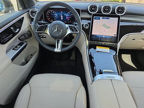 Certified 2026 Mercedes-Benz GLC 300 4MATIC image 13