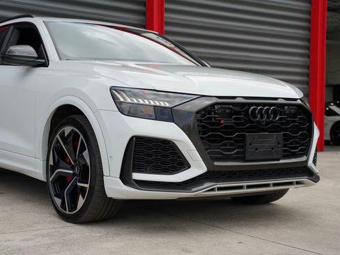 Used 2020 Audi RS Q8 w/ Carbon Optic Package AWD/4WD image 4