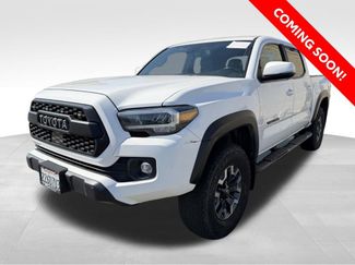 Used 2023 Toyota Tacoma TRD Off-Road AWD/4WD video 1