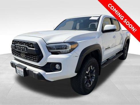 Used 2023 Toyota Tacoma TRD Off-Road AWD/4WD image 1