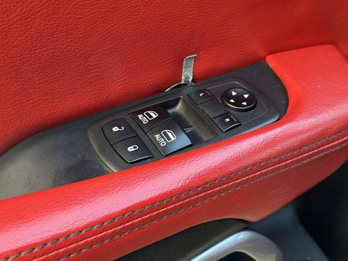 Used 2018 Dodge Challenger R/T image 15