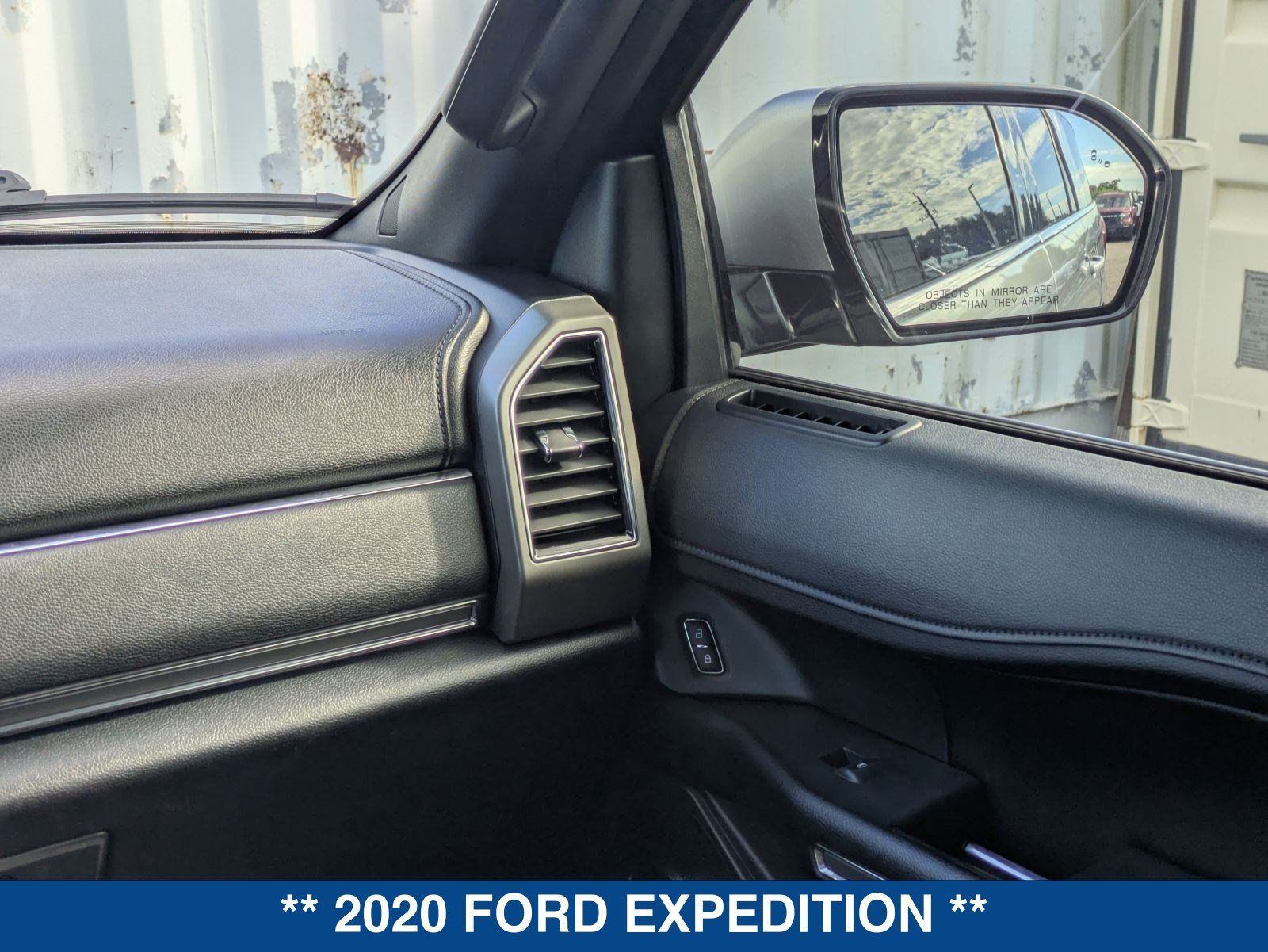 Used 2020 Ford Expedition XLT w/ Equipment Group 202A RWD image 20