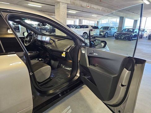 New 2026 BMW iX M70 image 34