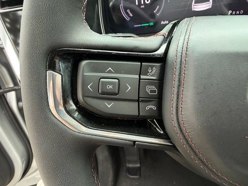 Used 2024 Jeep Wagoneer Launch Edition AWD/4WD image 24