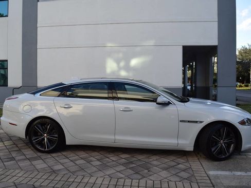 Used 2019 Jaguar XJ Collection image 7