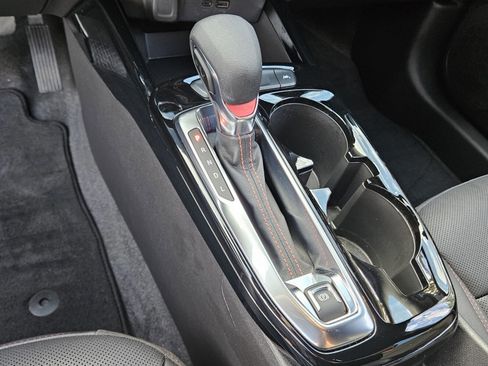 Used 2025 Chevrolet Trax RS w/ Driver Confidence Package image 26