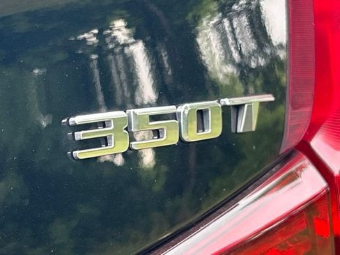 Used 2024 Cadillac XT4 Luxury w/ Cold Weather Package AWD/4WD image 17