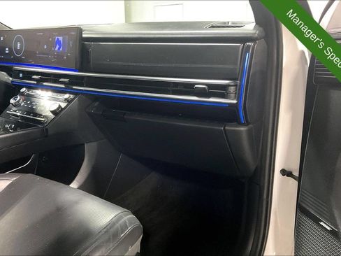Used 2024 Hyundai Santa Fe Calligraphy FWD image 19