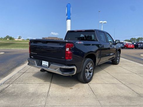 Used 2023 Chevrolet Silverado 1500 LT AWD/4WD image 13