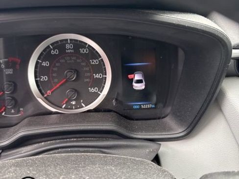 Used 2021 Toyota Corolla SE image 11