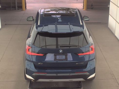 Used 2025 BMW X1 xDrive28i AWD/4WD image 8