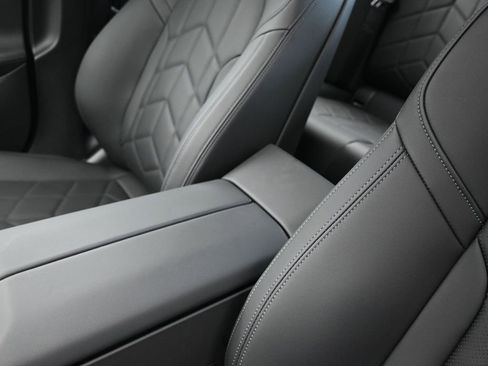 Certified 2026 BMW 530i image 14