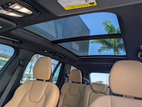 Used 2025 Volvo XC90 T8 Ultra w/ Protection Package Premier image 22