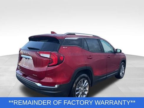 Used 2024 GMC Terrain SLT w/ LPO, Cargo Package AWD/4WD image 5