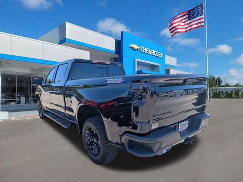 Used 2024 Chevrolet Silverado 1500 LT Trail Boss w/ Convenience Package II AWD/4WD image 6