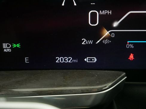 Used 2025 Cadillac Escalade IQ Sport 2 w/ LPO, ONYX Package AWD/4WD image 37