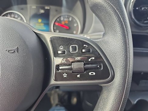 Used 2024 Mercedes-Benz Sprinter 2500 image 27