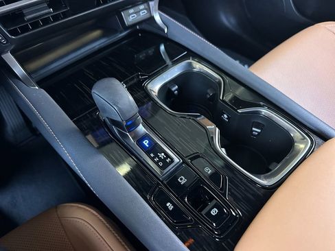 Used 2025 Lexus RX 350 350 w/ Technology Package image 21