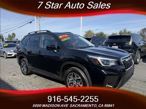 Used 2021 Subaru Forester Premium image 1