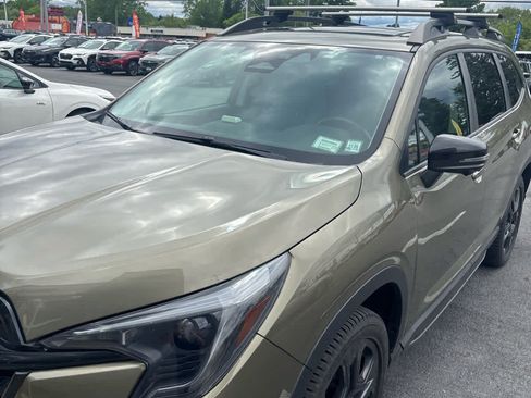 Used 2023 Subaru Ascent Onyx Edition Limited AWD/4WD image 3