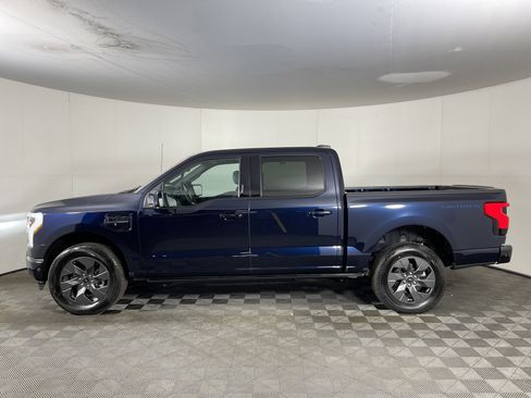Used 2023 Ford F150 Lightning Lariat w/ Equipment Group 511A High image 3
