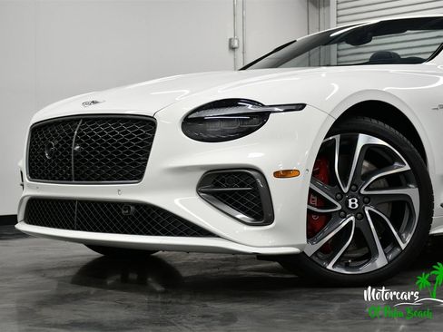 Used 2025 Bentley Continental GT Speed image 3