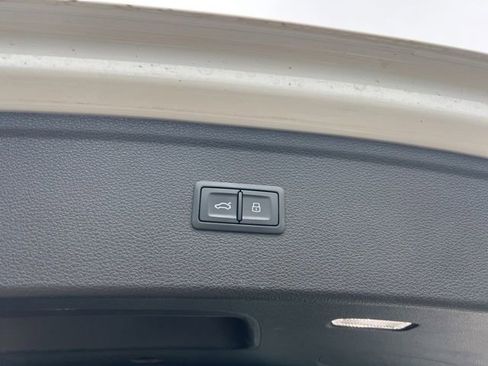 Used 2019 Audi Q5 2.0T Premium w/ Convenience Package image 34