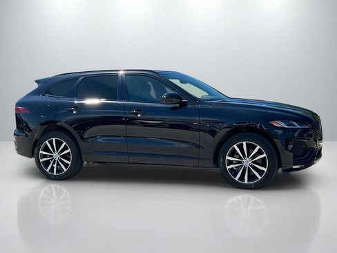 Used 2024 Jaguar F-PACE R-Dynamic S image 4