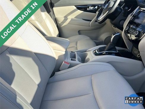 Used 2021 Nissan Rogue Sport SL w/ Premium Package image 22