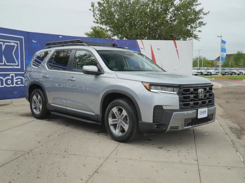 New 2026 Honda Pilot EX-L image 3